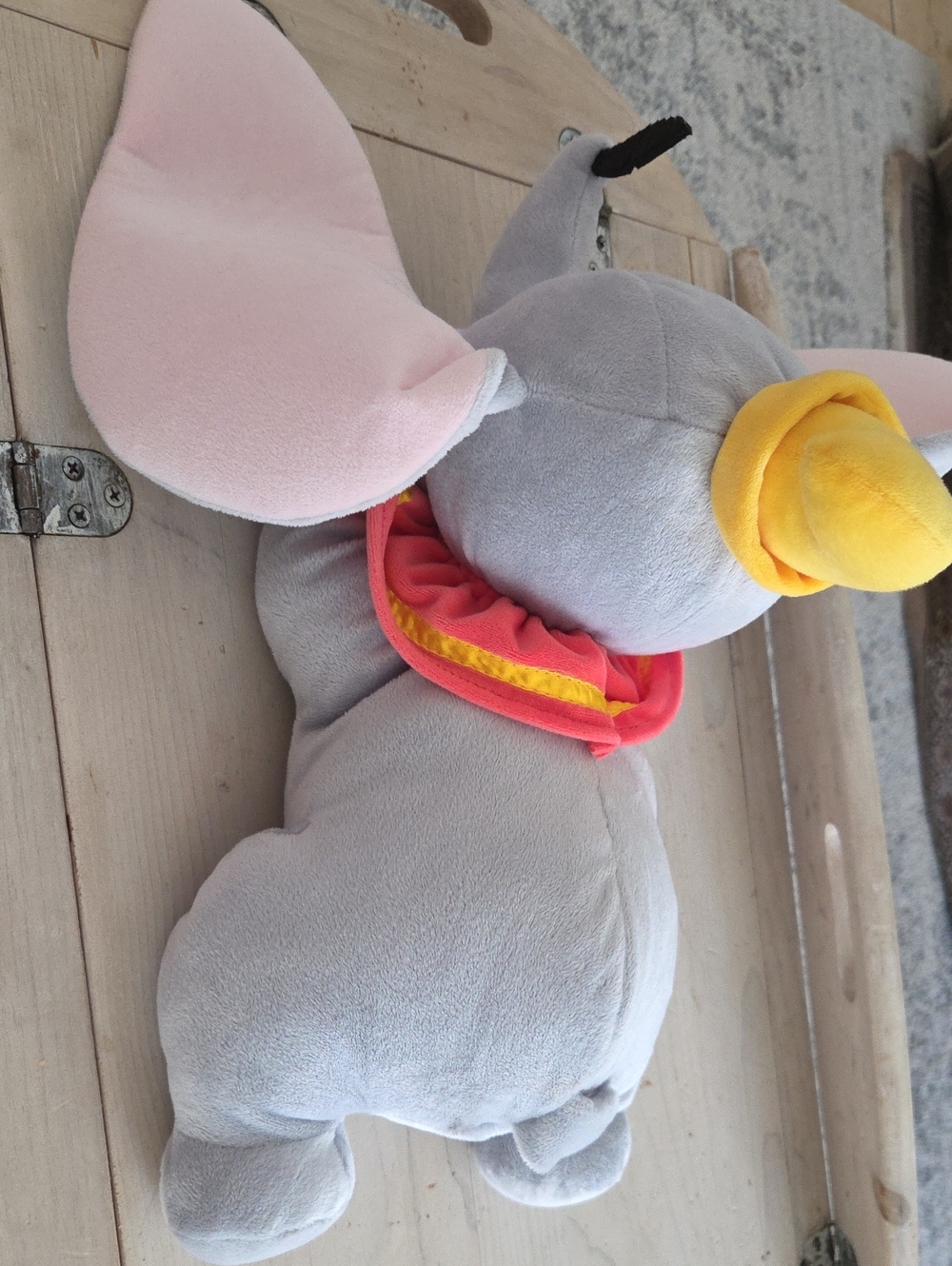 Disney Dumbo Plush - Picture 2 of 2